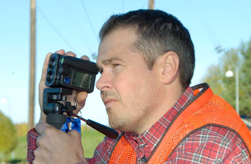 DistacneLaser_550x840.jpg DistacneLaser_550x840.jpg